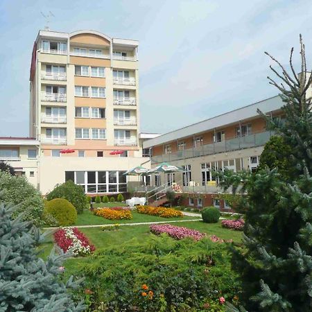 Hotel Pramen - Sivek Hotels 두딘체 외부 사진